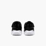Nike Revolution 7