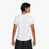 Nike Sportswear Essentials
