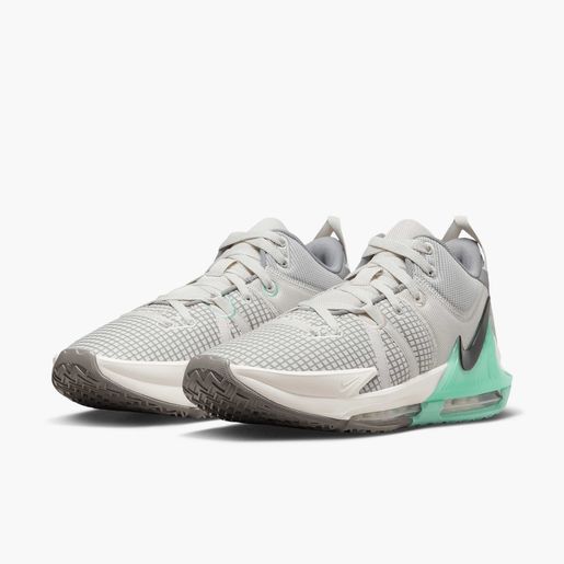 Nike LeBron Witness 7