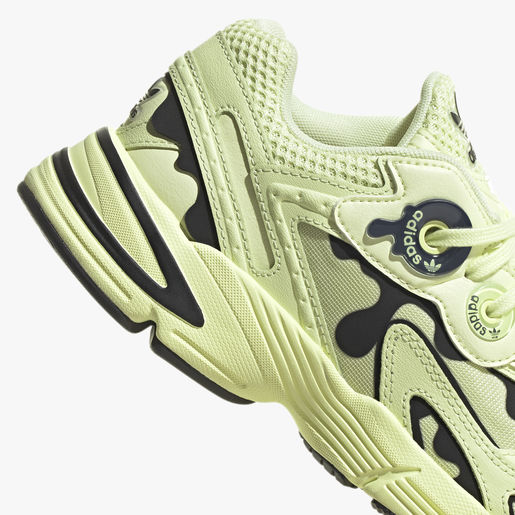 adidas Astir
