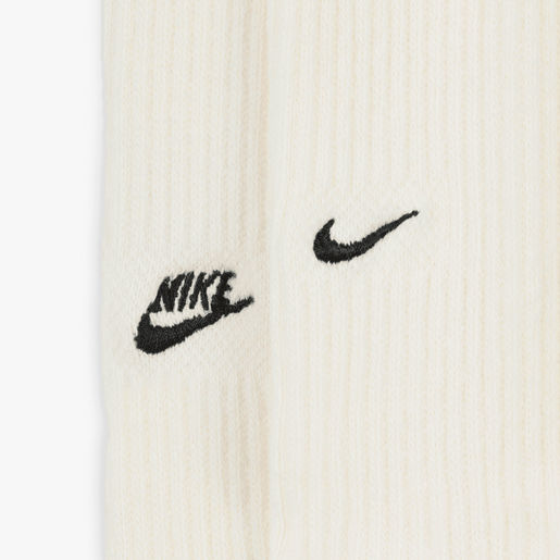 Nike Everyday Cushioned