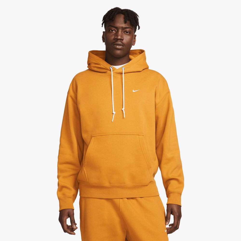 Nike Solo Swoosh
