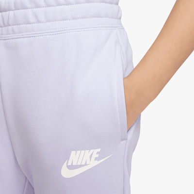 Nike Sportswear Club