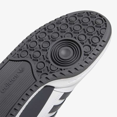 adidas Forum Mid