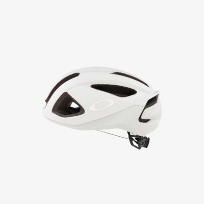 Oakley ARO3