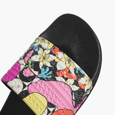 ADILETTE PRIDE RM