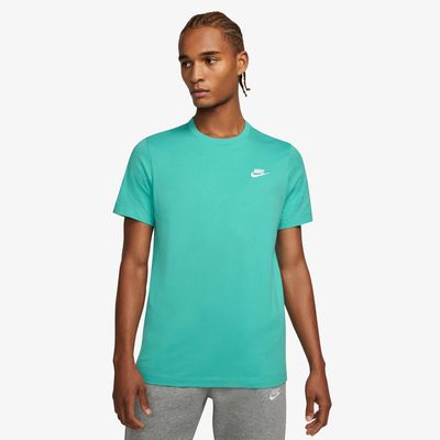 Nike Sportswear Club