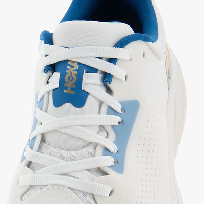Hoka One One Arahi 7