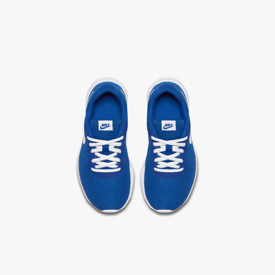 Nike Tanjun