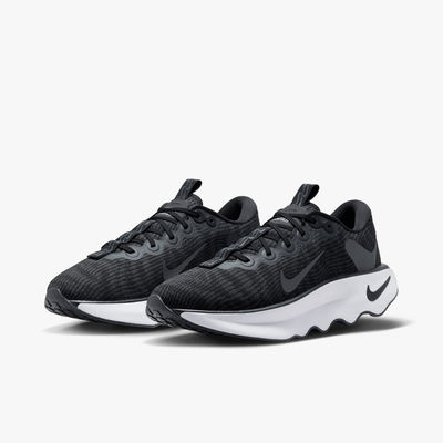 Nike Motiva