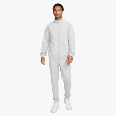 Nike Club