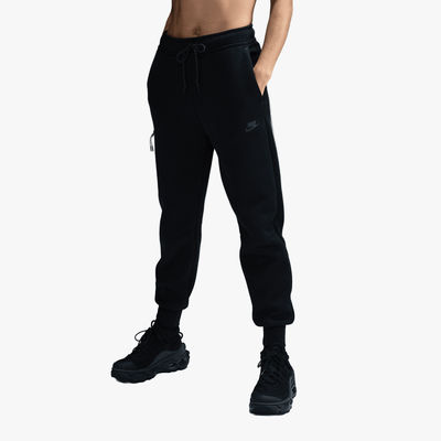 Nike Pantalón Sportswear Tech Fleece