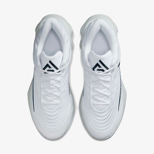 Nike Giannis Immortality 4