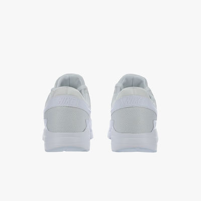 Nike Air Max Zero Essential