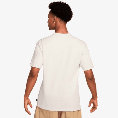 Nike Sportswear Premium Essentials