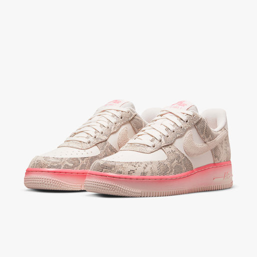 Nike Air Force 1 07 LX