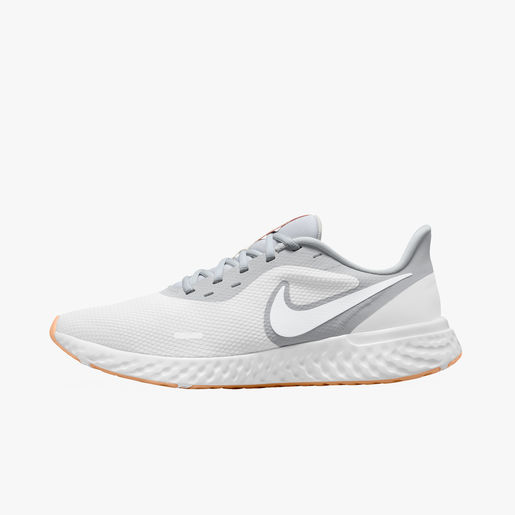 Nike Revolution 5