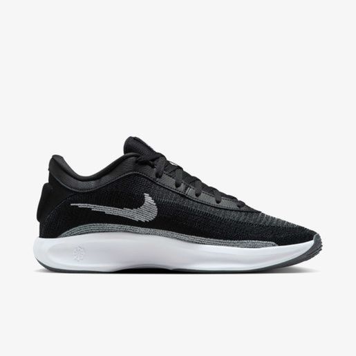 Nike G.T. Hustle Academy