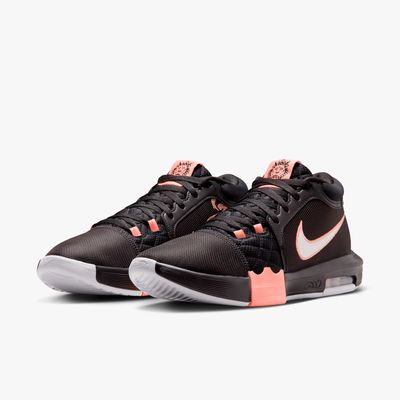 Nike LeBron Witness VIII