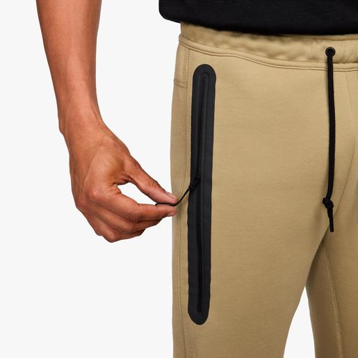 Nike Sportswear Tech Fleece
