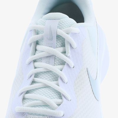 Nike Revolution 7