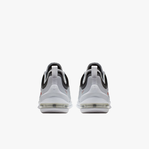Nike Air Max Axis