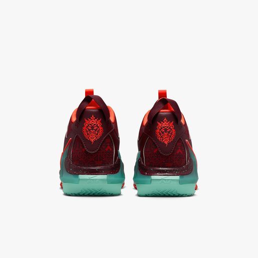 LeBron Witness 7 SE