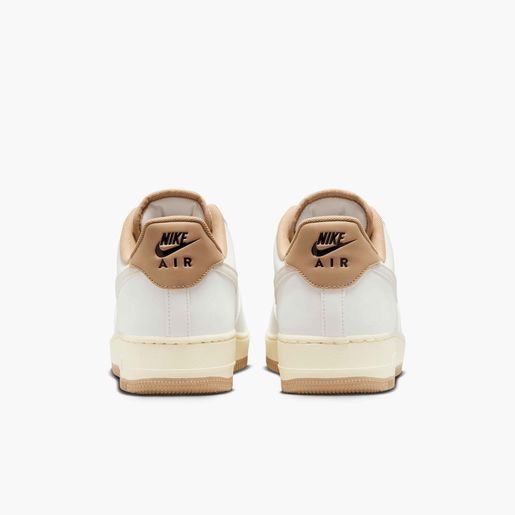 Nike Air Force 1 '07 LV8