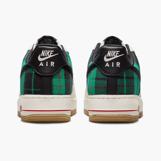 Nike Air Force 1 07