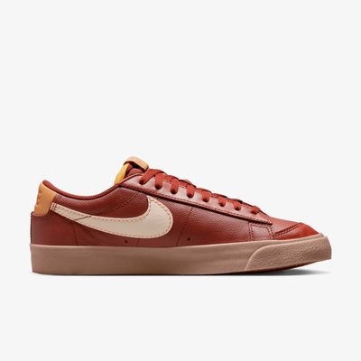 Nike BlazerLow '77 EMB