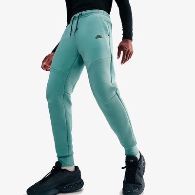 Nike Pantalón Tech