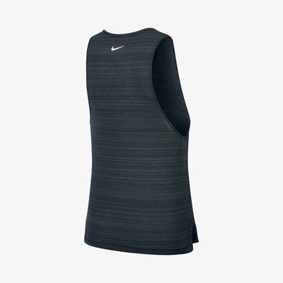 Nike Icon Clash