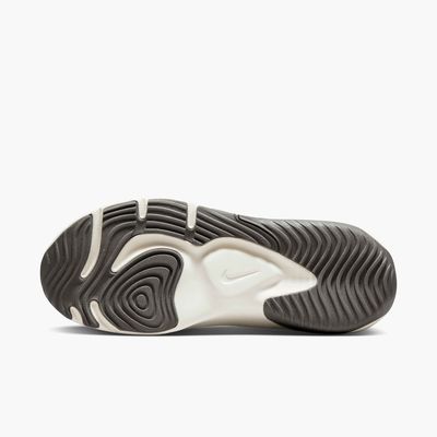 Nike Legend Essential 3 Next Nature