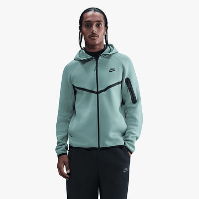 Nike Chompa Tech