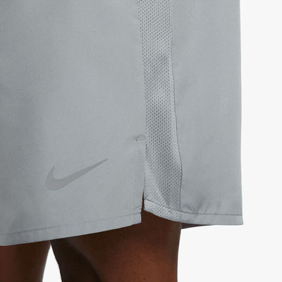 Nike Dri-FIT Challenger