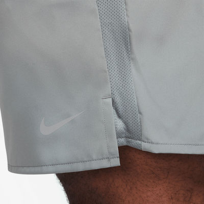 Nike Challenger