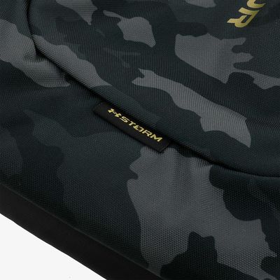 Under Armour Hustle 6.0