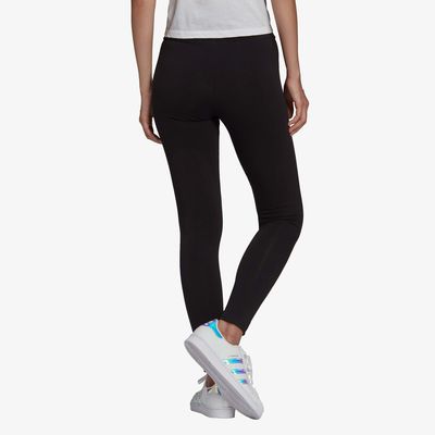 adidas Adicolor Essentials