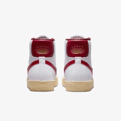 Nike Blazer Mid '77 SE