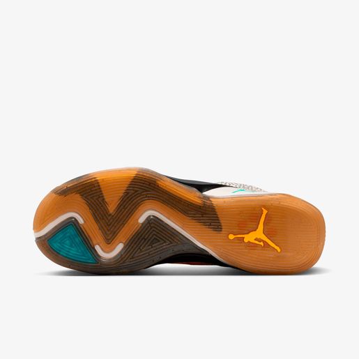 Jordan Luka 2 The Pitch