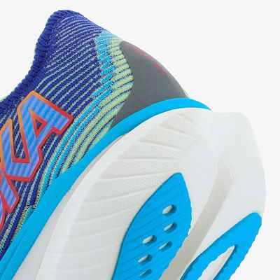 Hoka One One Cielo X1