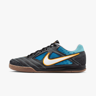 Nike Gato SE