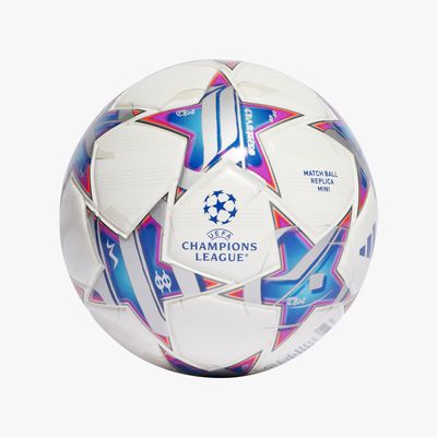 Adidas y la UEFA presentan el balón de los play-off de la Liga de Campeones  2023/24