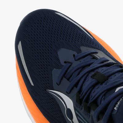Saucony Hurricane 24