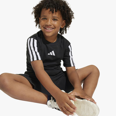 adidas Camiseta Essentials