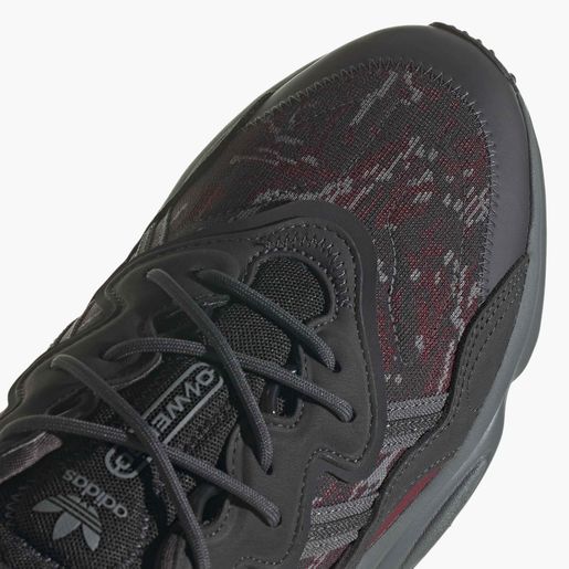 adidas OZWEEGO