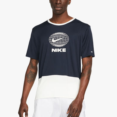 Nike Dri-FIT Heritage