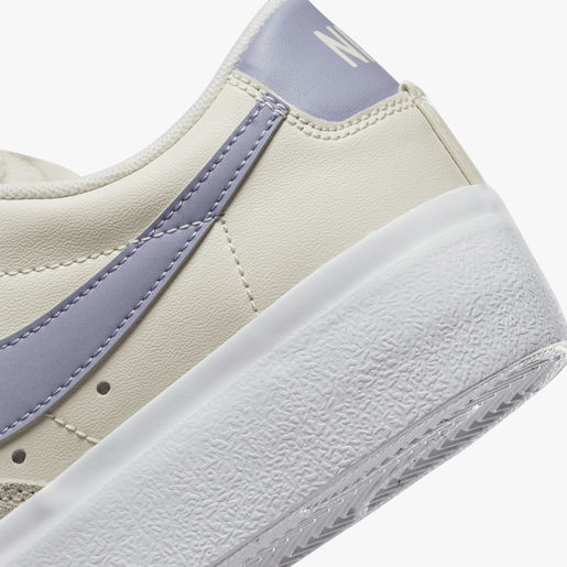 Nike Blazer Low Platform
