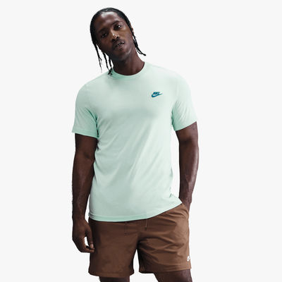 Nike Camiseta Sportswear Club