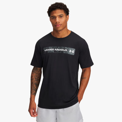 Under Armour Camiseta Camo Chest Stripe
